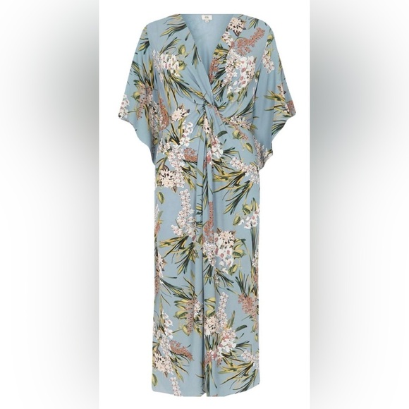 Dresses & Skirts - River Island Floral Kimono Dress in Blue